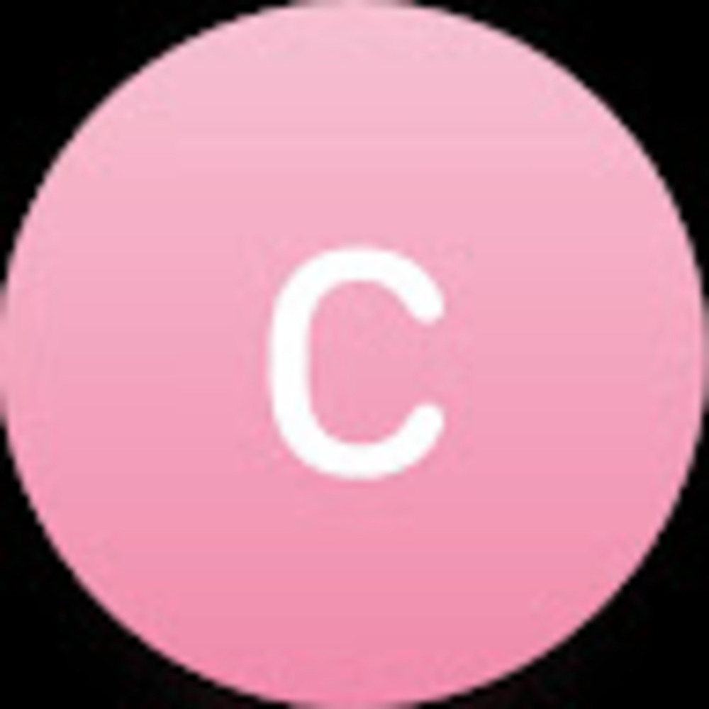 Meet your Posher, Chloe